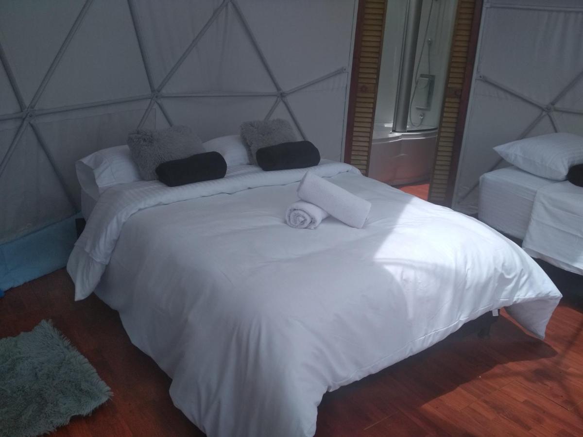 הוילה גוואטביטה Glamping Wayra מראה חיצוני תמונה