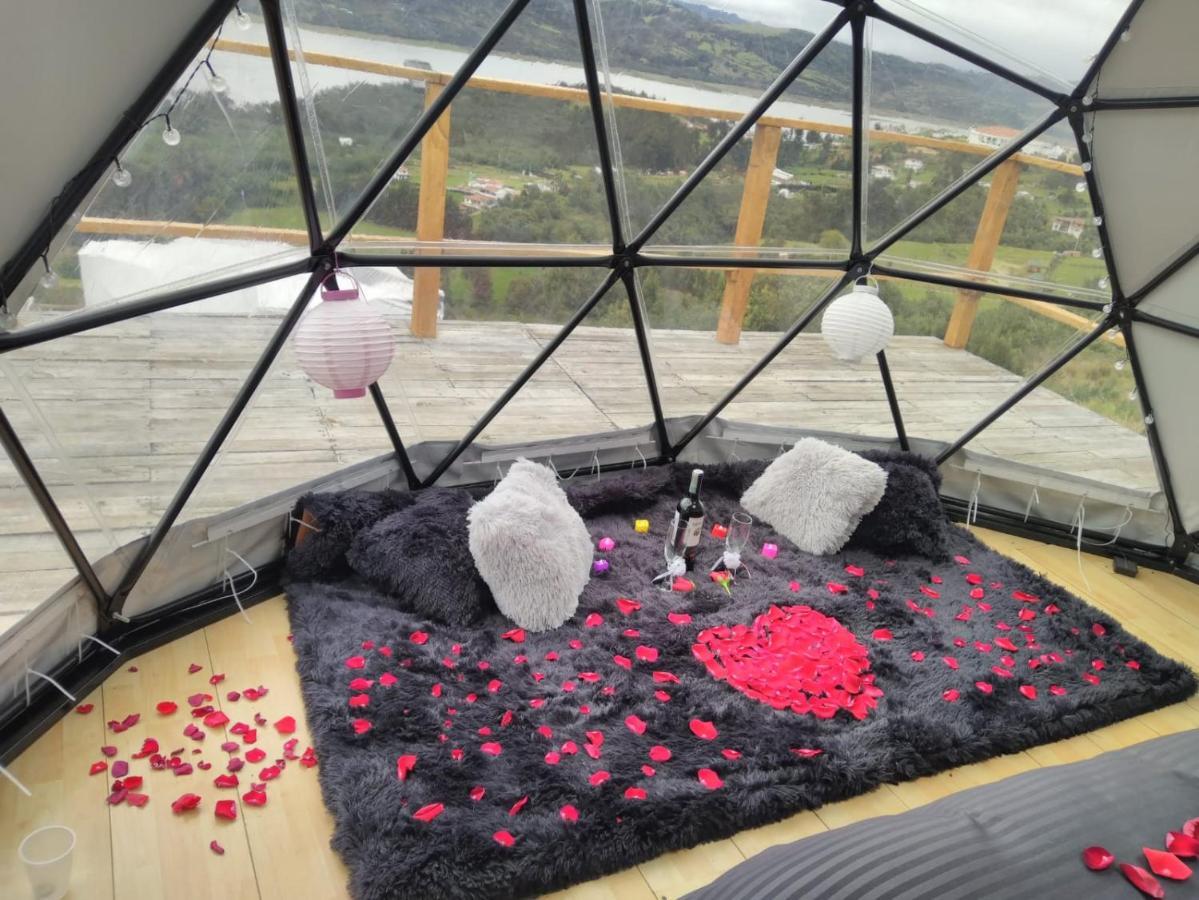 הוילה גוואטביטה Glamping Wayra מראה חיצוני תמונה